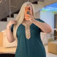 أخضر داكن